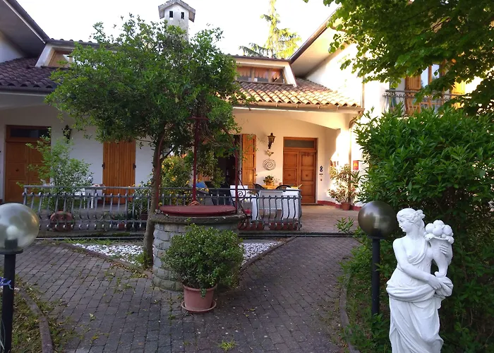 Bed & Breakfast Butterfly 3*