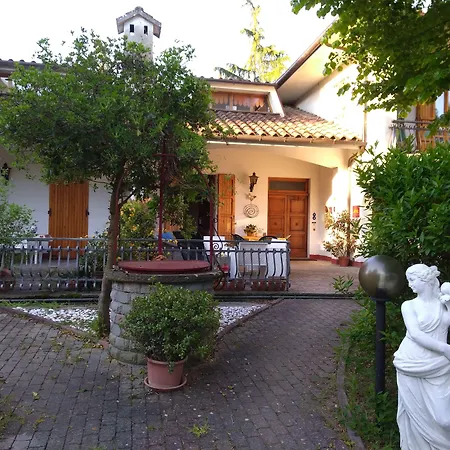 Bed & Breakfast Butterfly 3*