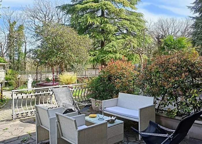 住宿加早餐酒店 Butterfly 3*