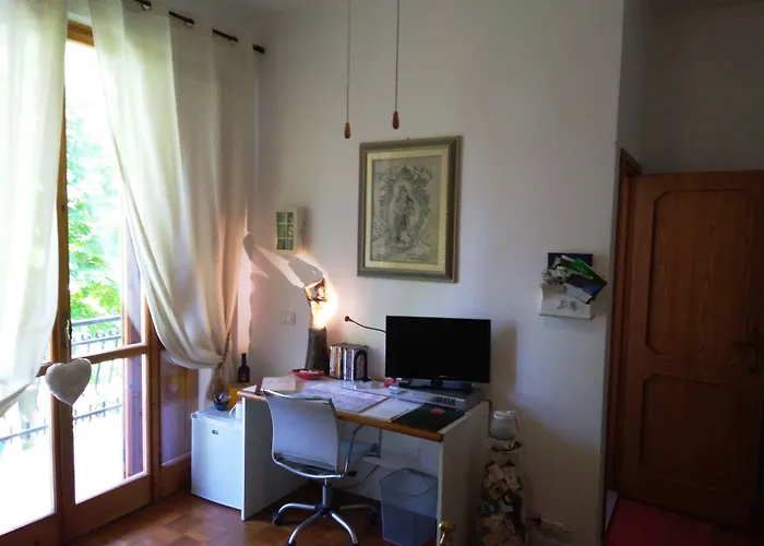 Butterfly 卡斯特罗卡罗泰尔梅